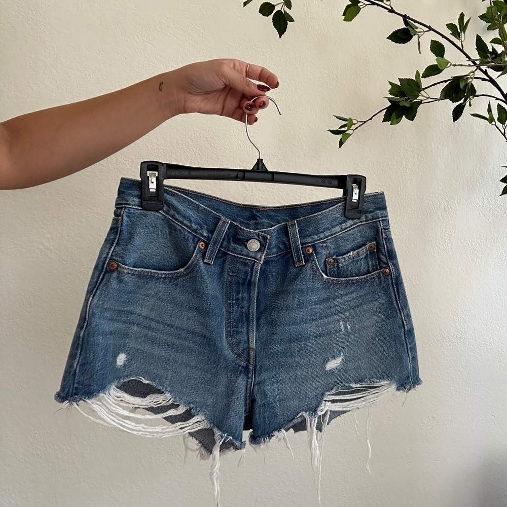 Levi’s 501 denim shorts